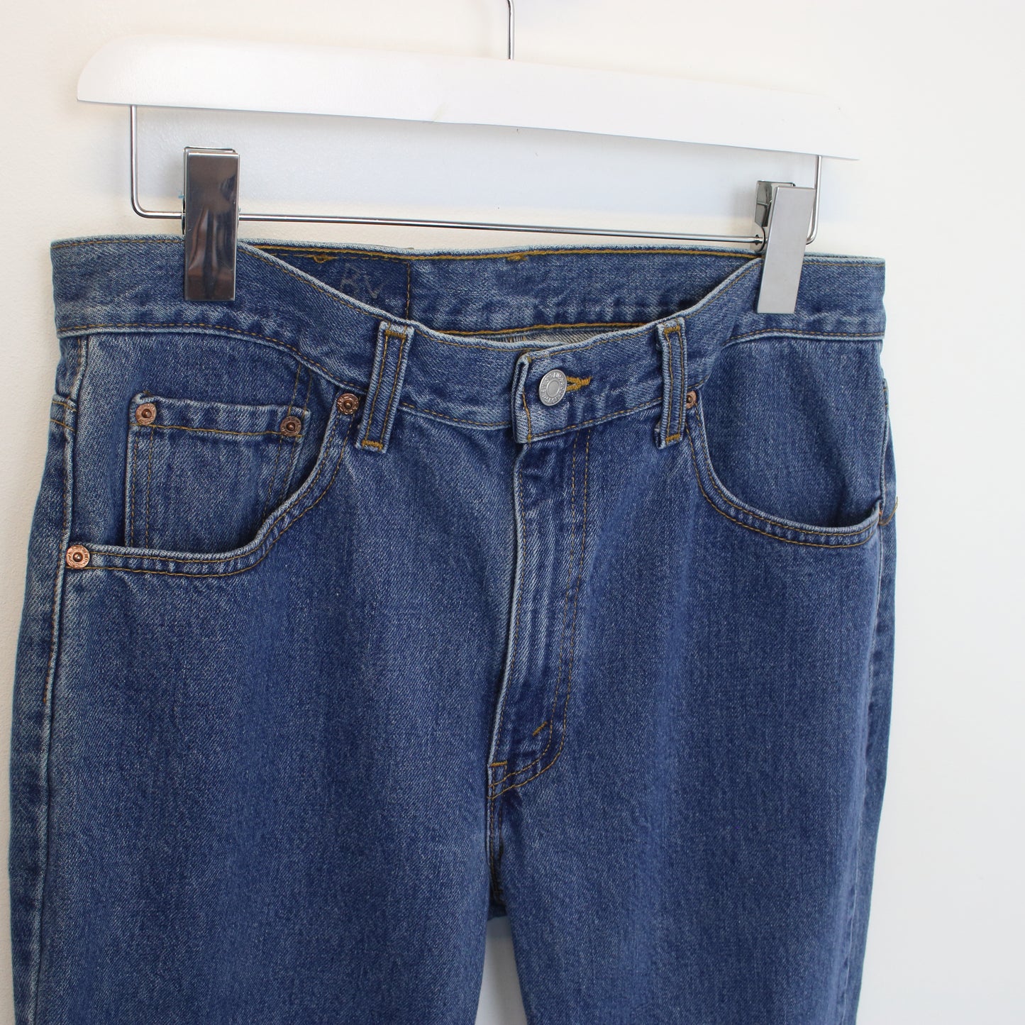 Vintage Levi's jeans in blue. Best fits W31 L26.5