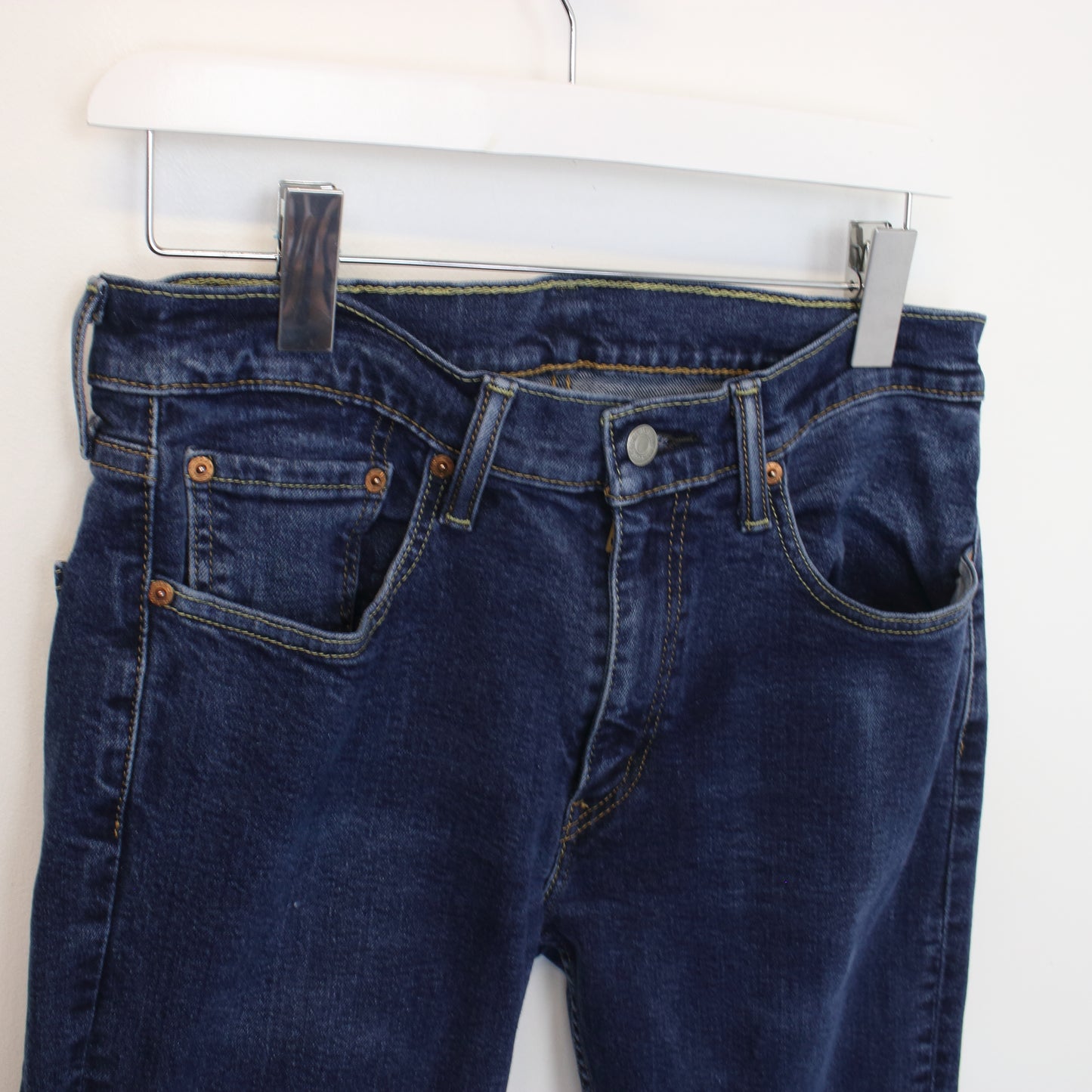 Vintage Levi's jeans in blue. Best fits W30 L27