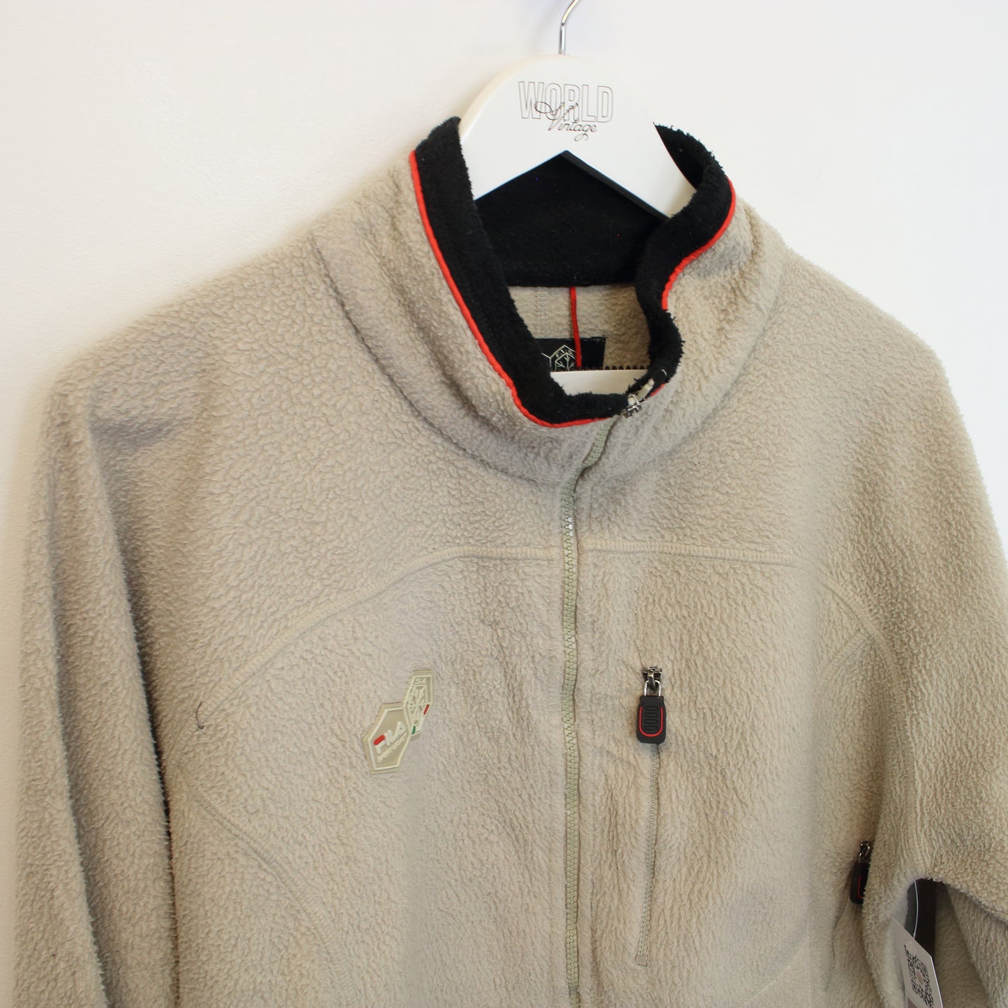 Vintage Fila fleece in beige. Best fits M