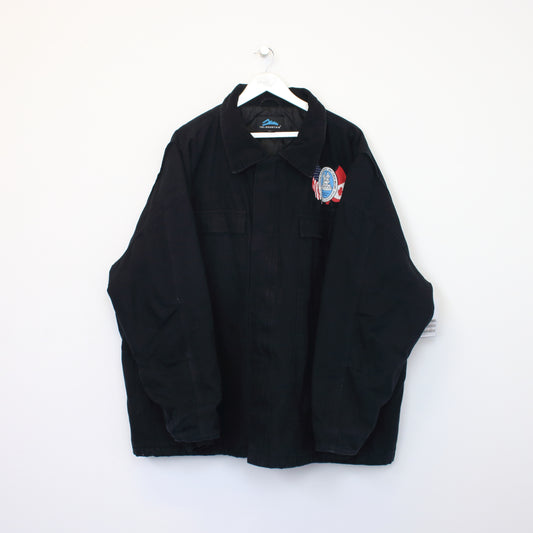 Vintage Tri-Mountain workwear jacket in black. Best fits XXXL