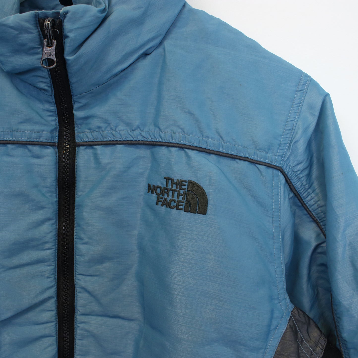 Vintage The North Face jacket in blue. Best fits M