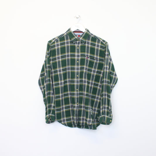 Vintage Tommy Hilfiger shirt in green. Best fits S