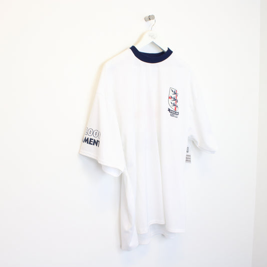 Vintage Unbranded England shirt in white. Best fits L