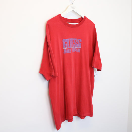 Vintage Guess t-shirt in red. Best fits XXL