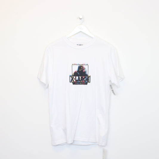 Vintage XLARGE t-shirt in white. Best fits S