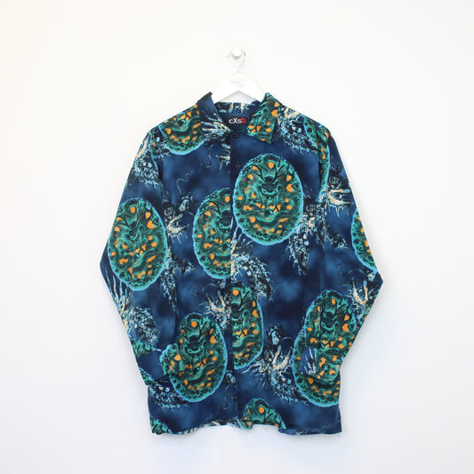 Vintage Unbranded Hawaiian shirt in blue and green. Best fits L