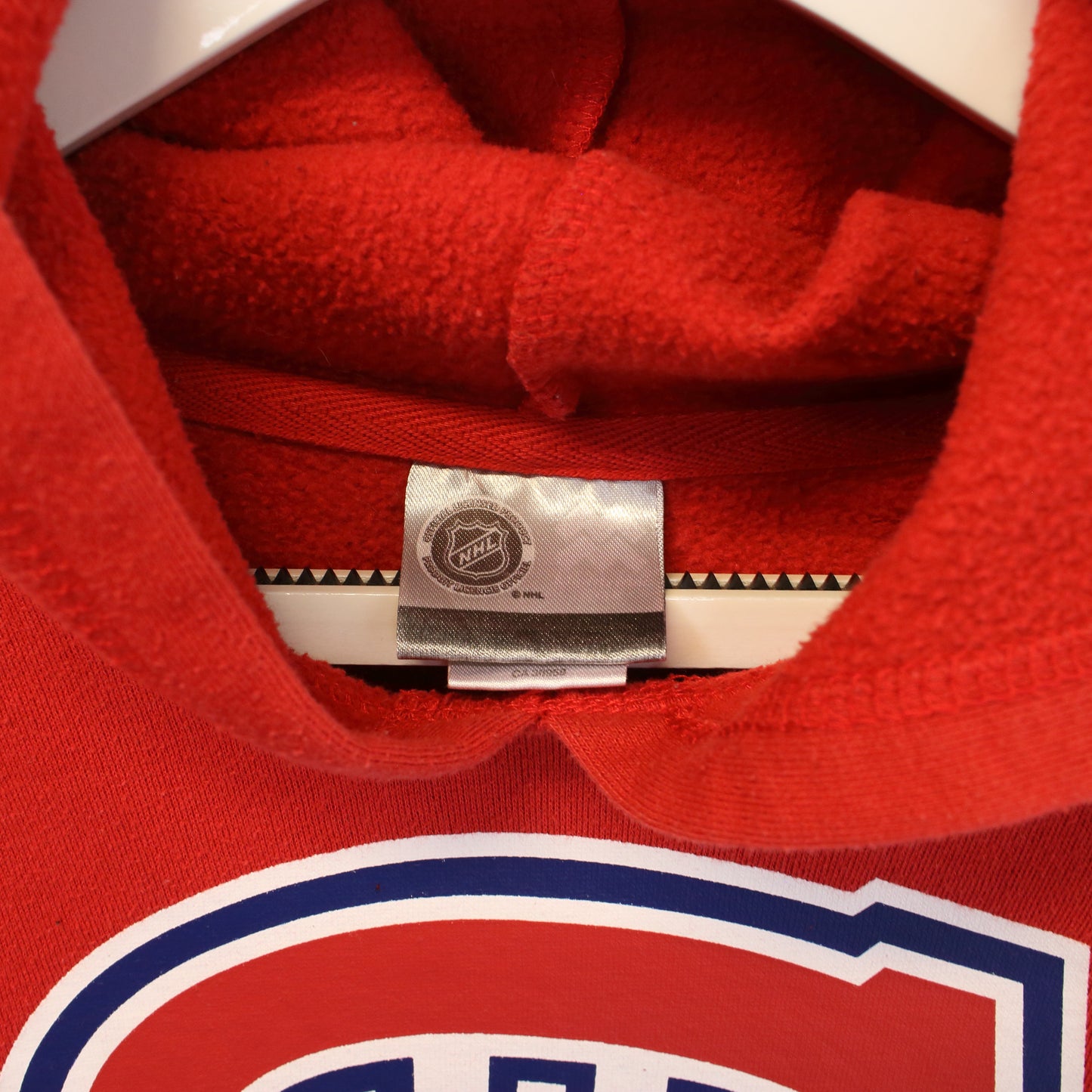 Vintage Montreal Canadiens hoodie in red. Best fits M