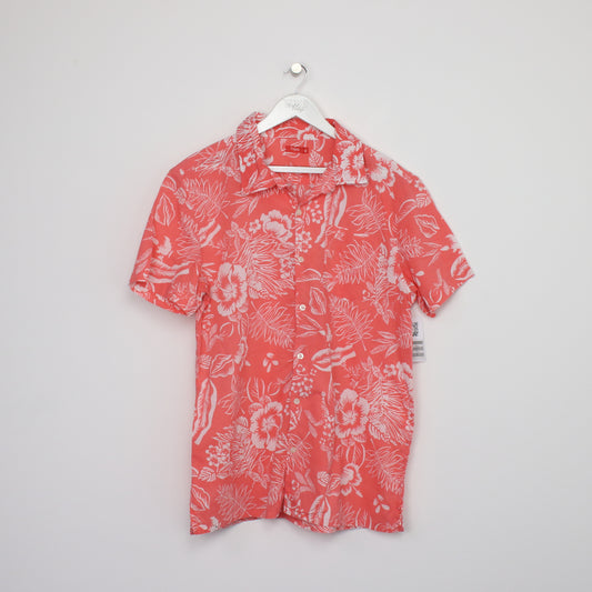 Vintage Tissaia Hawaiian shirt in pink. Best fits XL