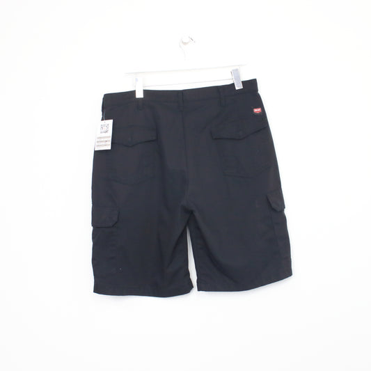 Vintage Red Kap Cargo shorts in black. Best fits W36