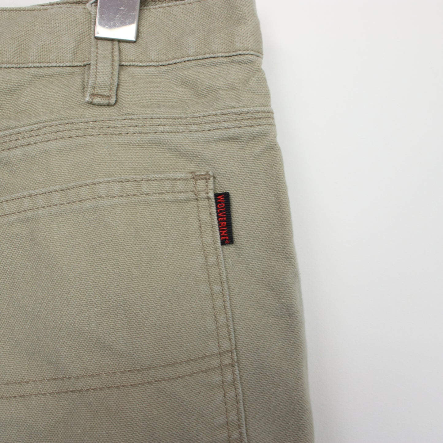 Vintage Levi's Cargo shorts in beige. Best fits W38