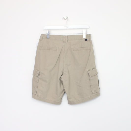 Vintage Dockers Cargo shorts in beige. Best fits W32