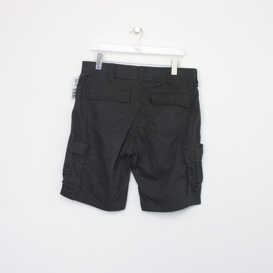 Vintage Lee cargo shorts in dark grey. Best fits W32