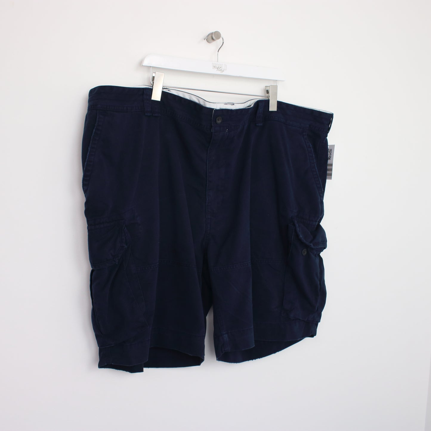 Vintage Polo Ralph Lauren Cargo shorts in navy. Best fits W52