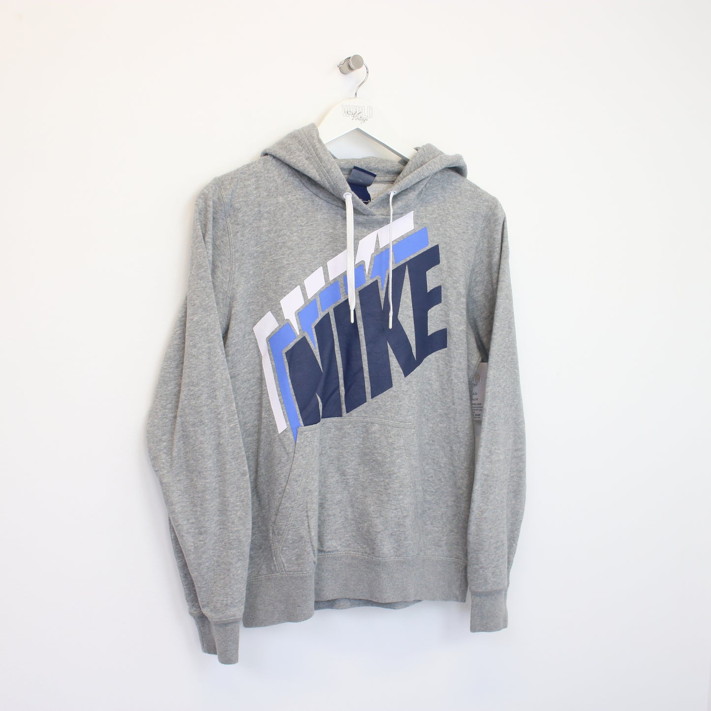 Vintage Nike hoodie in grey. Best fits S