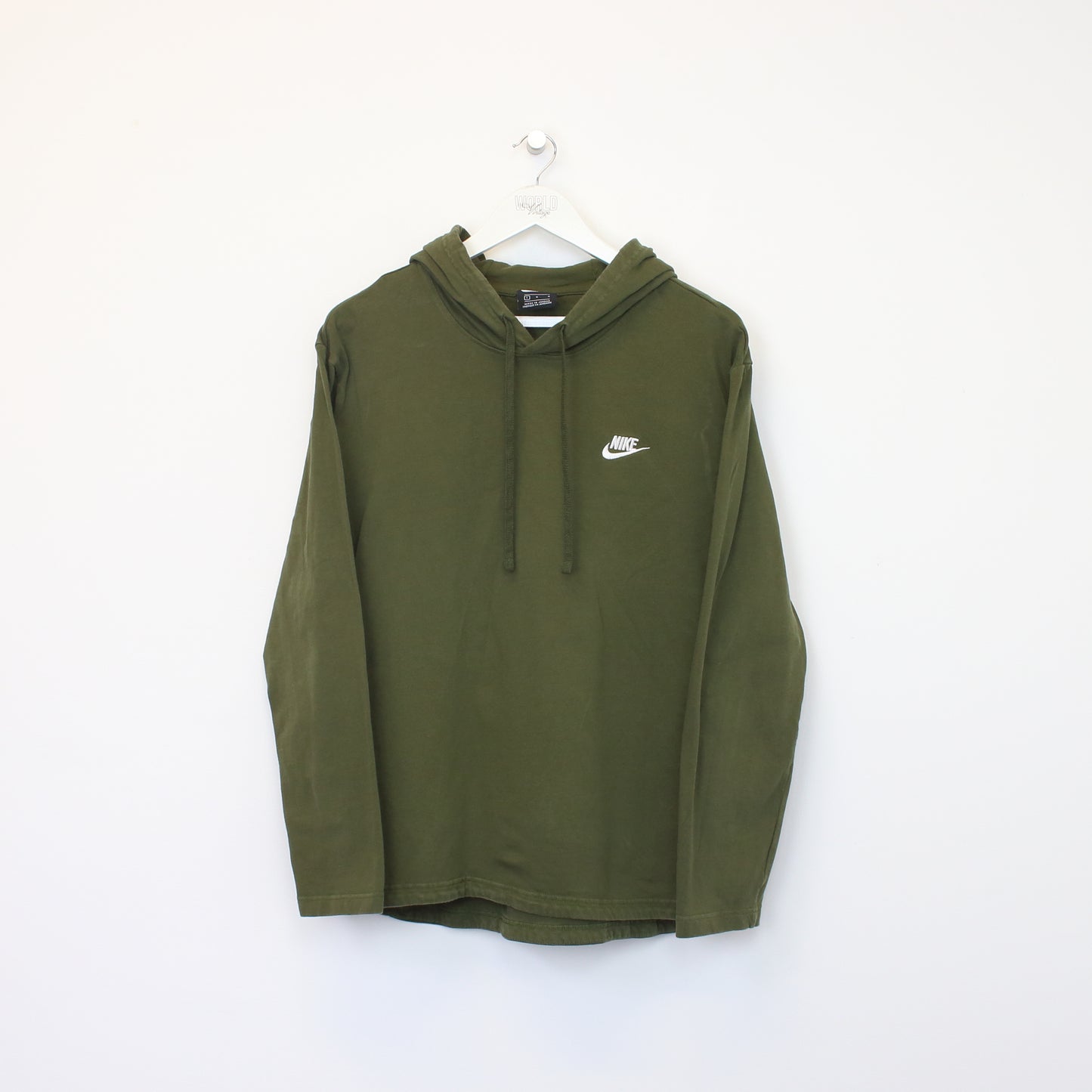 Vintage Nike hoodie in green. Best fits M