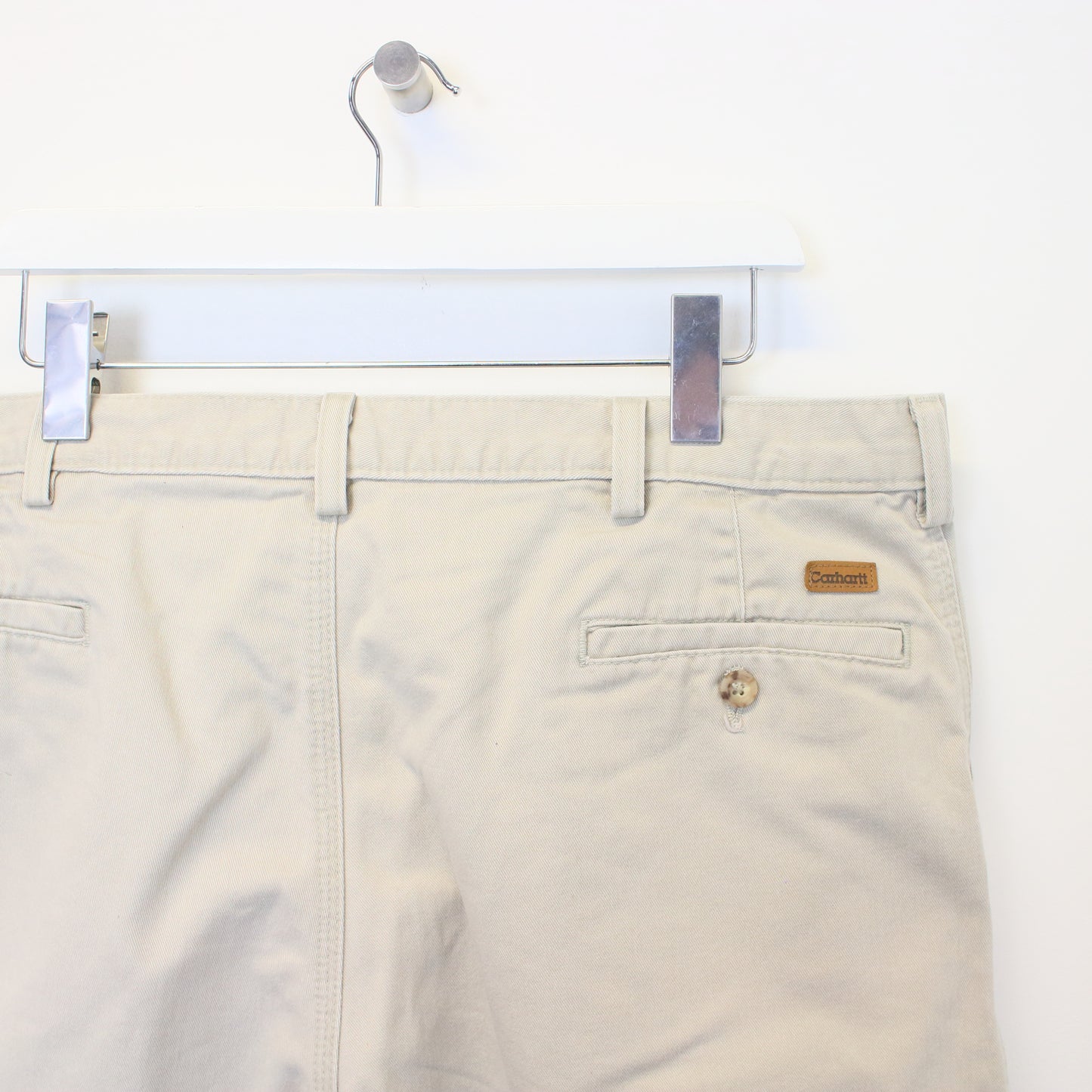 Vintage Carhartt chino shorts in beige. Best fits W38