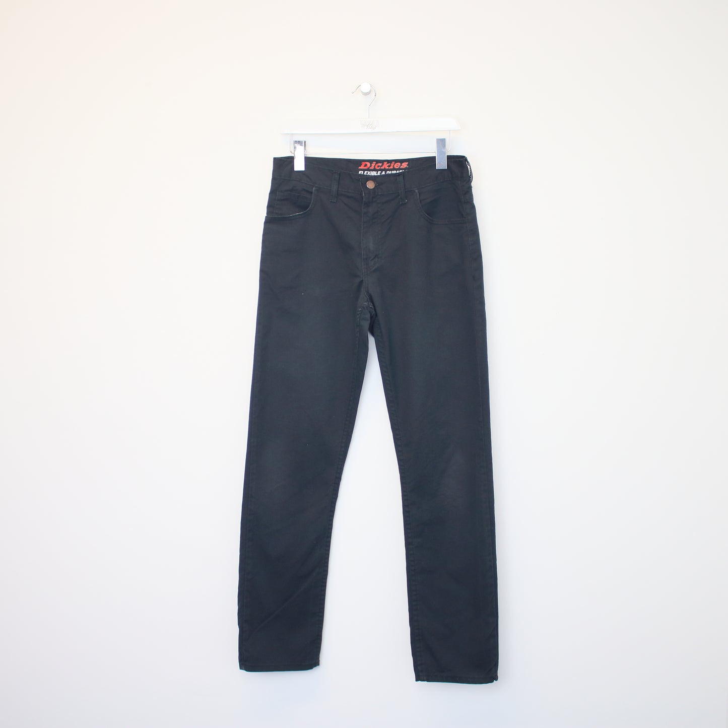 Vintage Dickies straight leg chino trousers in black. Best fits W32 L31