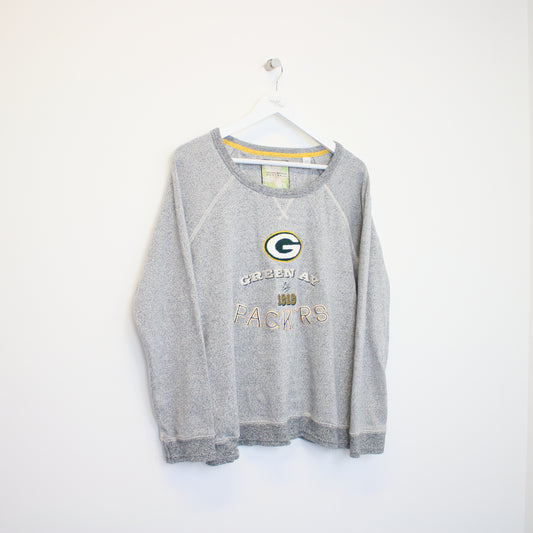 Vintage Tommy Bahama Football Green Bay Packers sweatshirt in grey. Best fits L