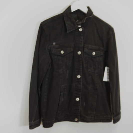 Vintage Denim Wear Denim jacket in black. Best fits S
