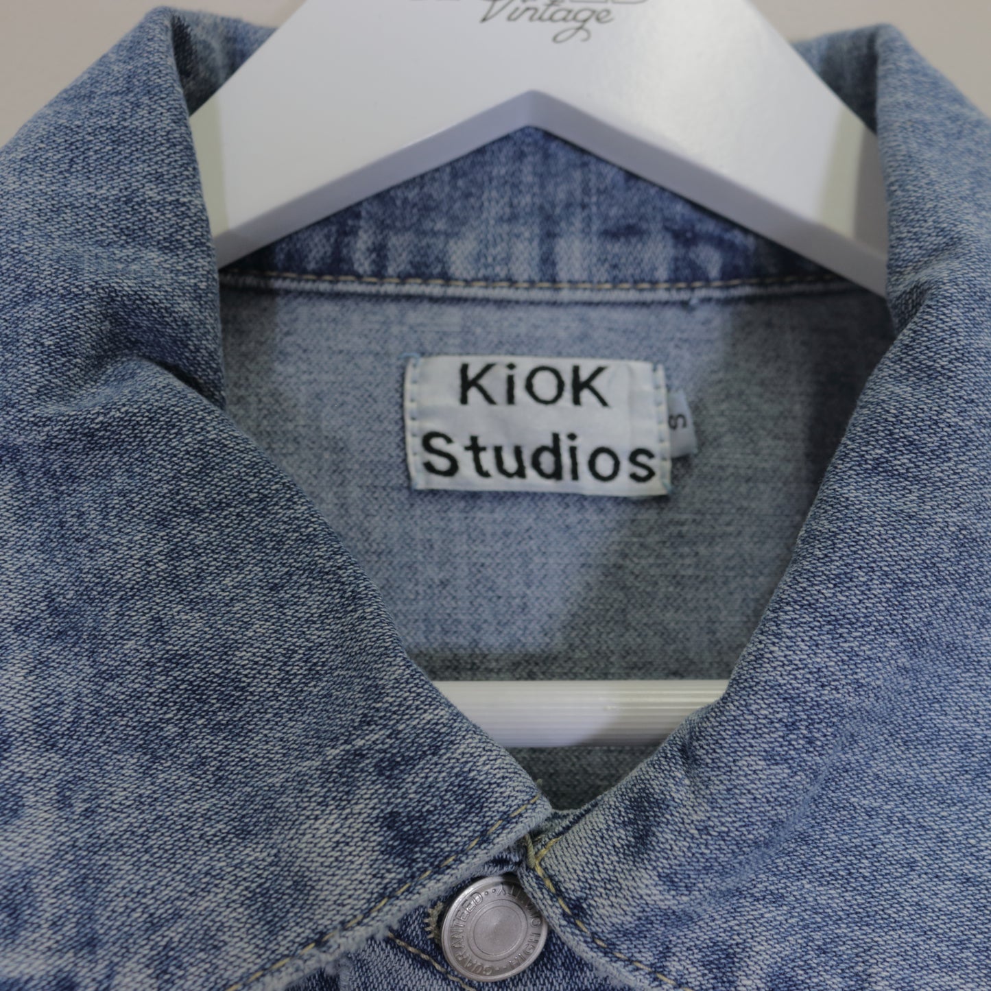 Vintage Kiosk Denim jacket in blue. Best fits S