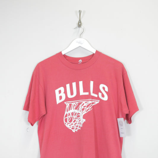 Vintage Bulls single stitch t-shirt in red. Best fits M