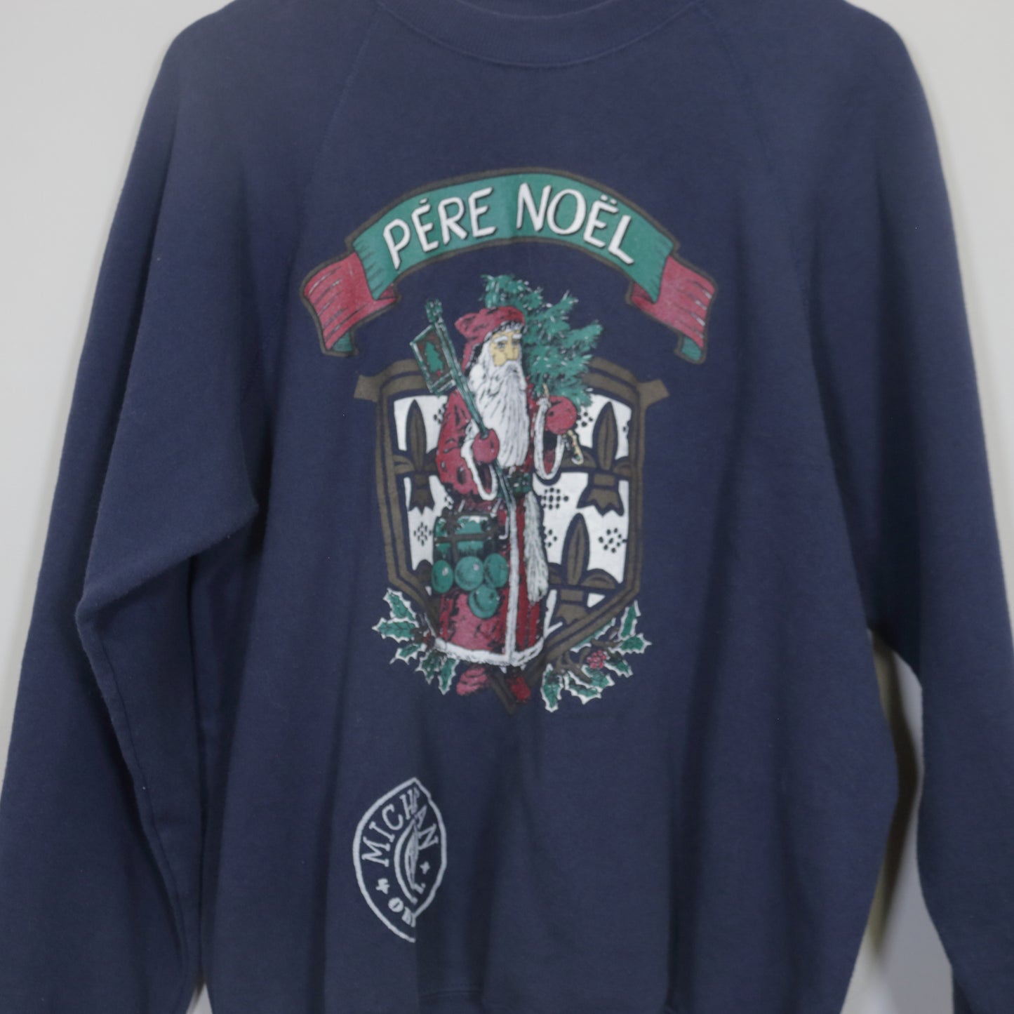 Vintage Lee sweatshirt in blue. Best fits L