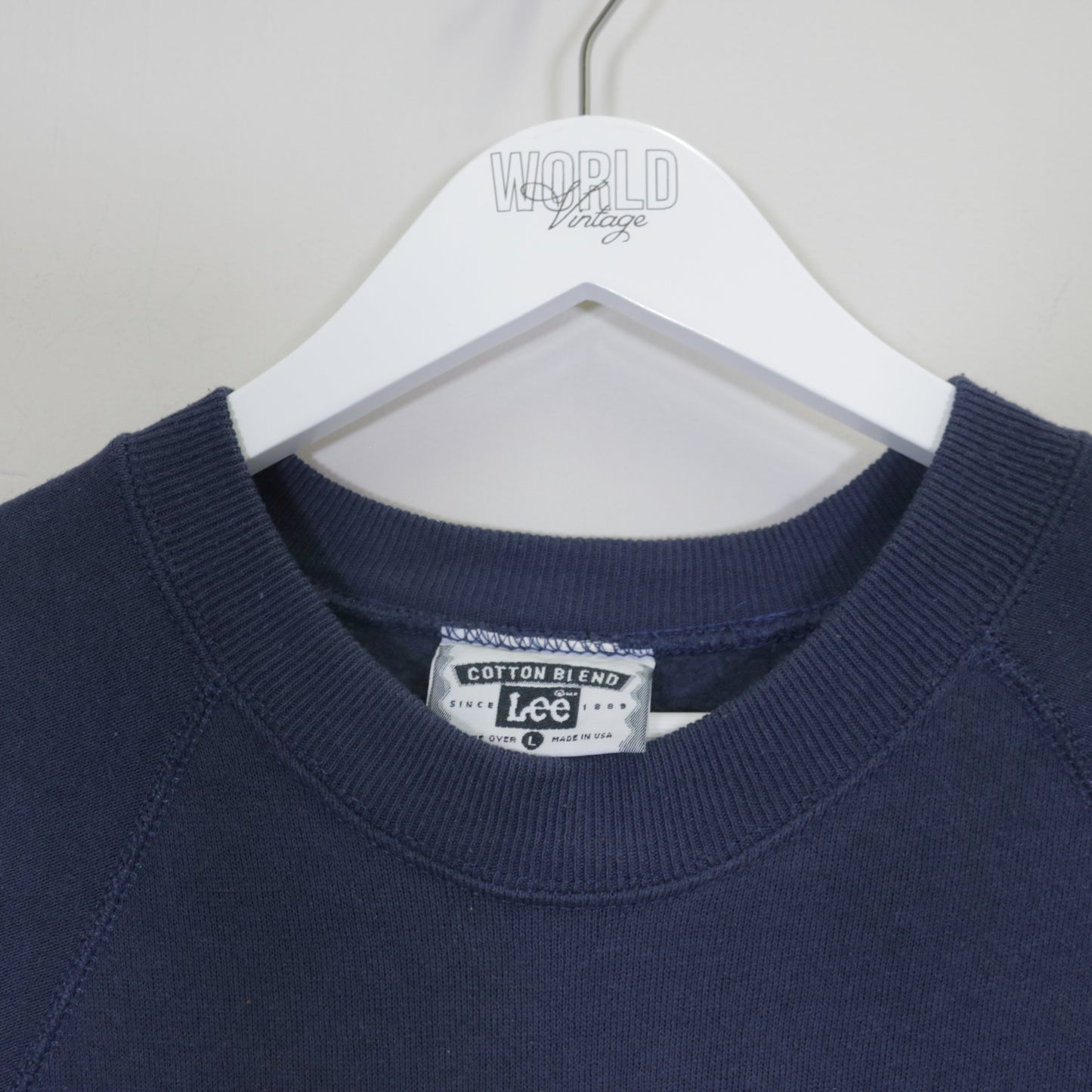 Vintage Lee sweatshirt in blue. Best fits L