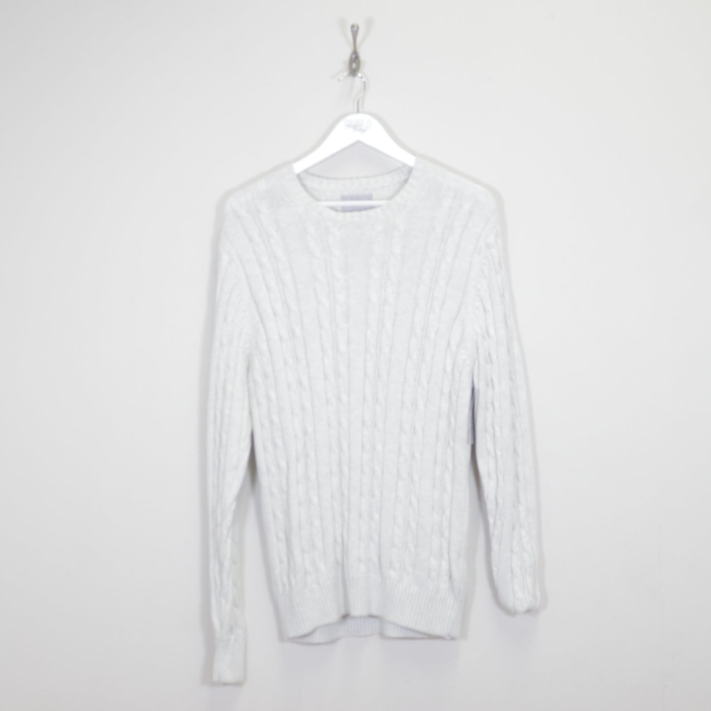 Vintage M&S sweater in white. Best fits L