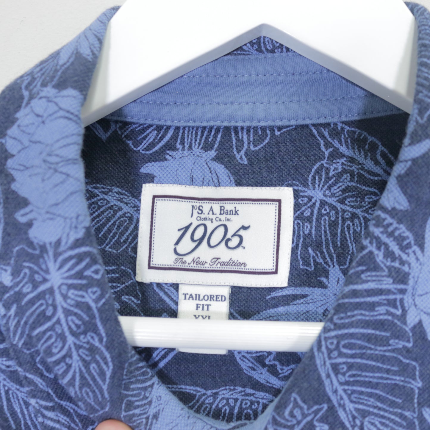 Vintage 1s A.Bank Hawaiian shirt in blue. Best fits XL