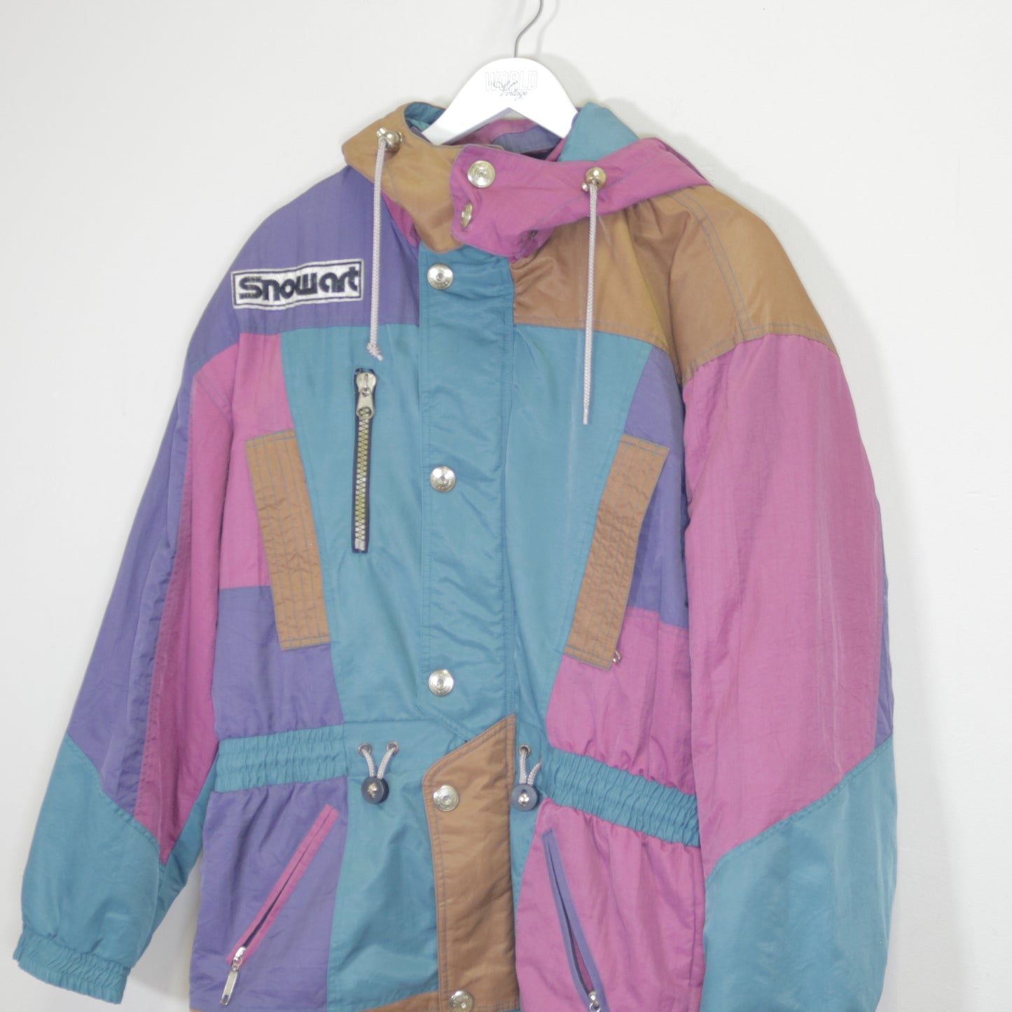 Vintage Snowart jacket in blue. Best fits L