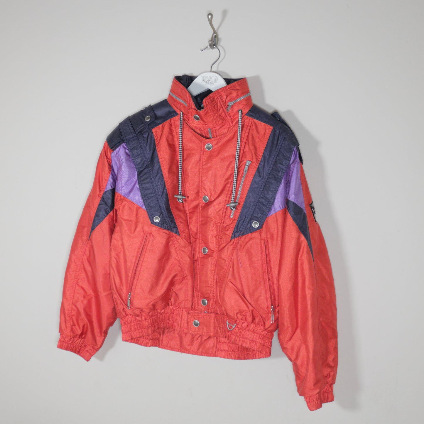 Vintage Unbranded jacket in red. Best fits S