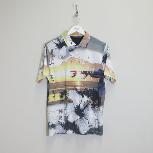 Vintage Bugatchi shirt in white. Best fits M