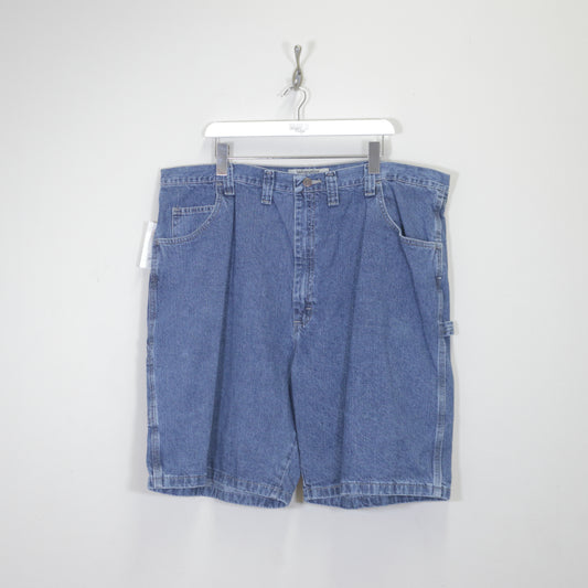 Vintage Wrangler denim shorts. Best fits W42