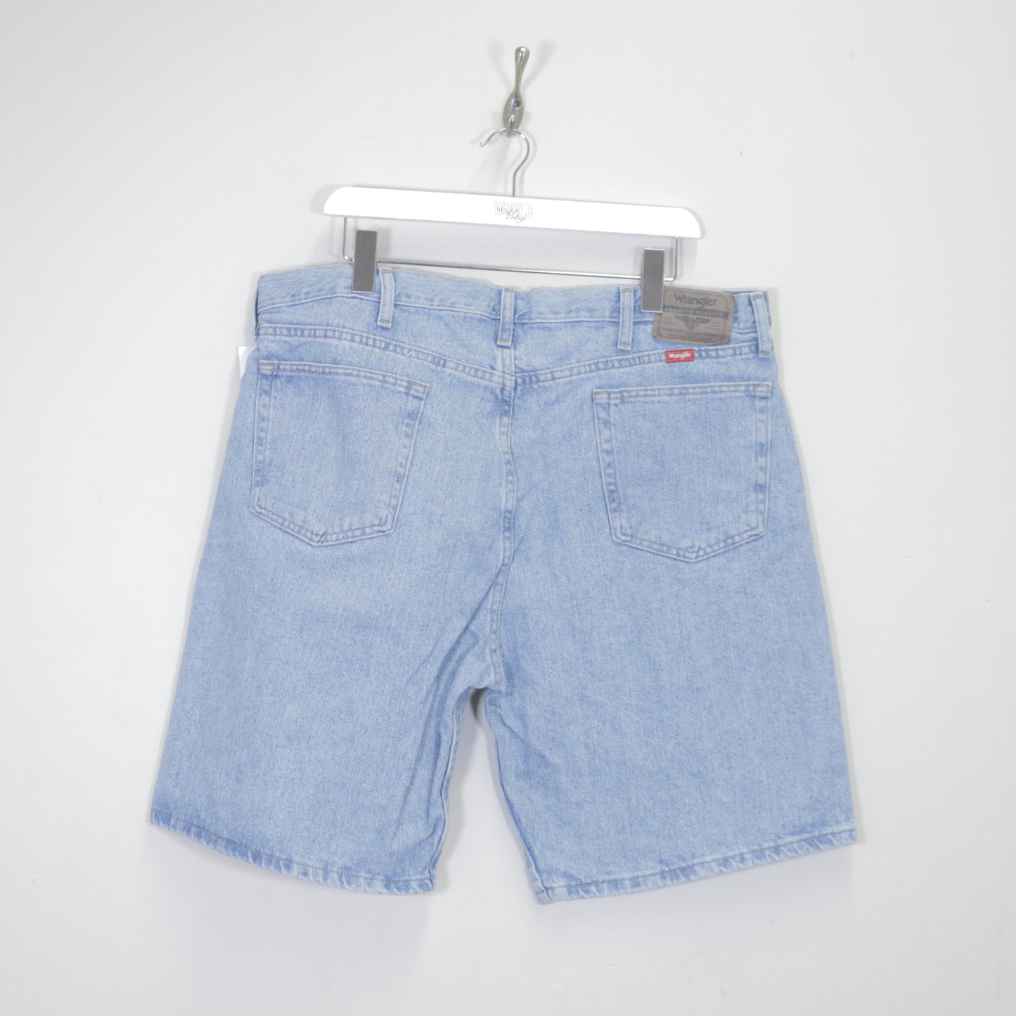 Vintage Wrangler denim shorts. Best fits W38