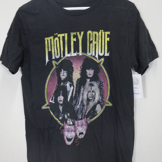 Vintage Motley Crue band tee in black. Best fits L