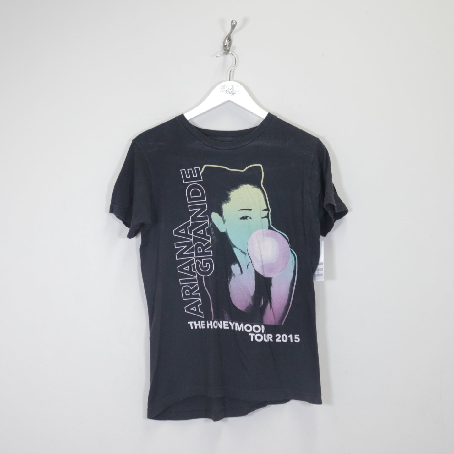 Vintage Ariana Grande band tee in black. Best fits M