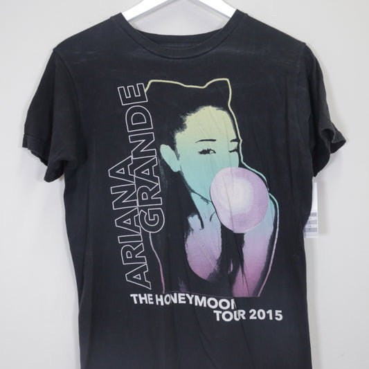 Vintage Ariana Grande band tee in black. Best fits M