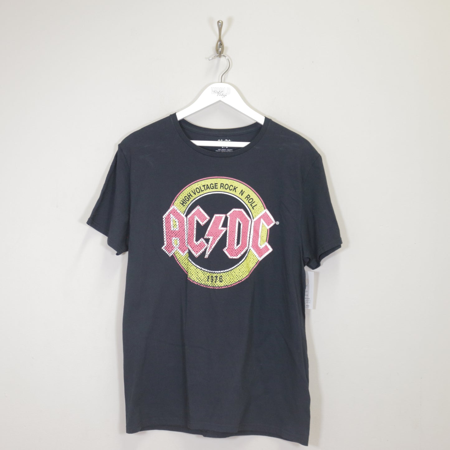 Vintage AC/DC band tee in black. Best fits L