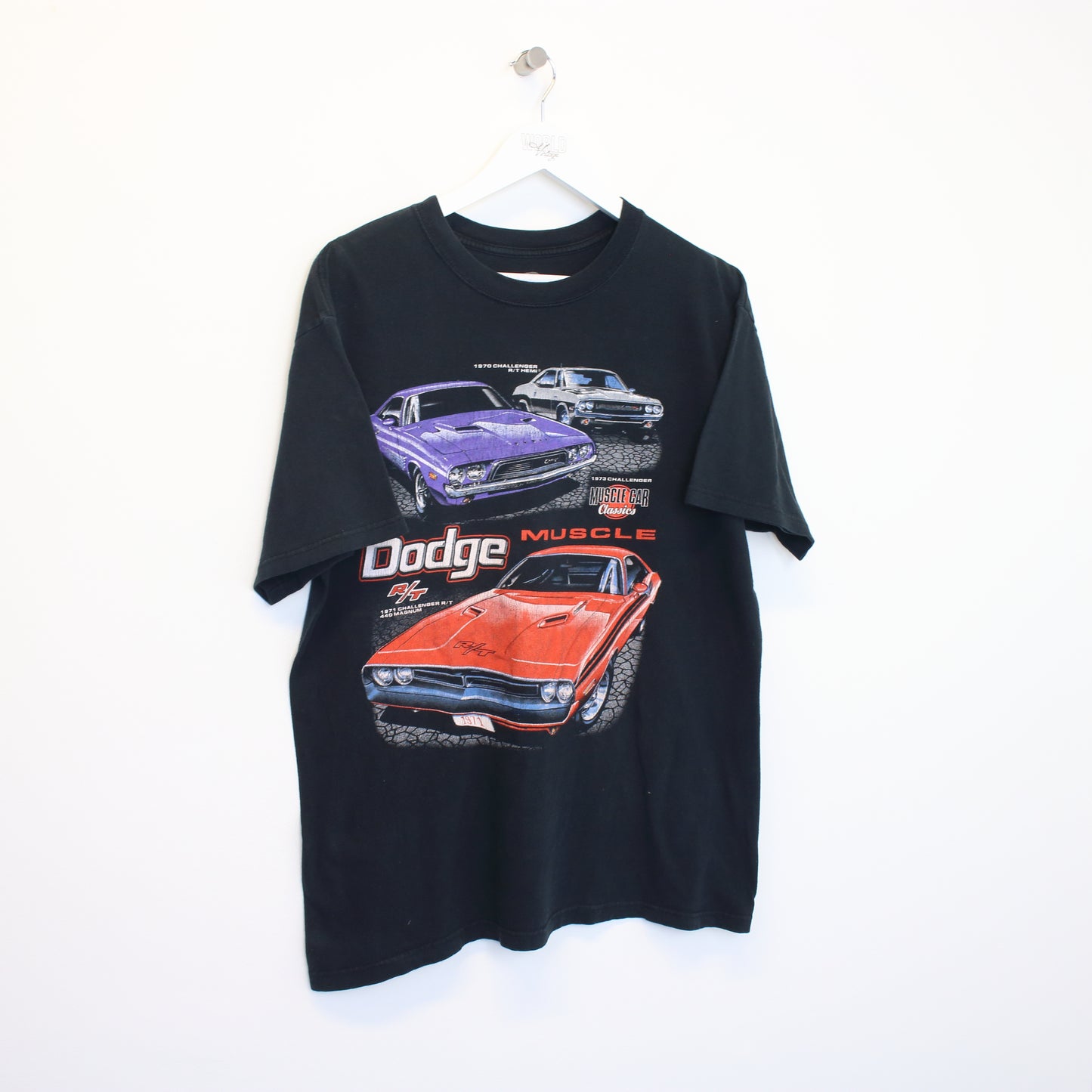 Vintage 1970's challanger racing graphic t-shirt in black. Best fits L