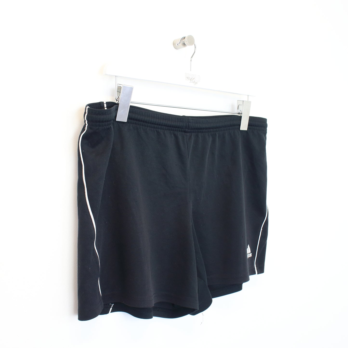 Vintage Adidas shorts in black. Best fits M