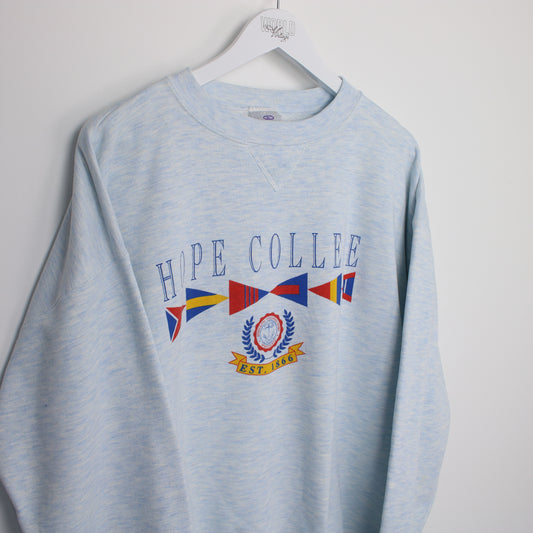 Vintage Beezil Hope College sweatshirt in light blue/grey. Best fits XL