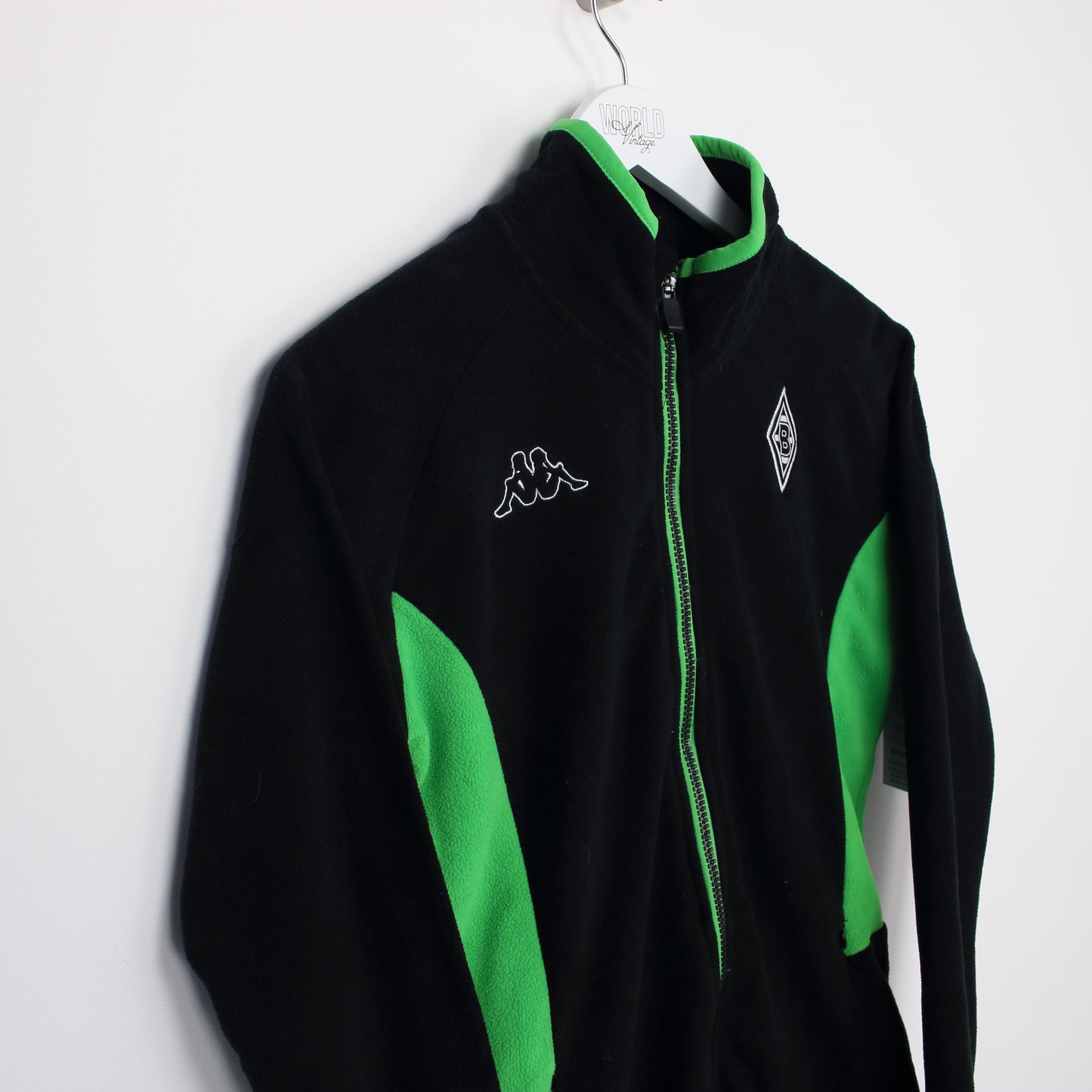 Vintage Women's Kappa full zip fleece in green and black. Best fits L