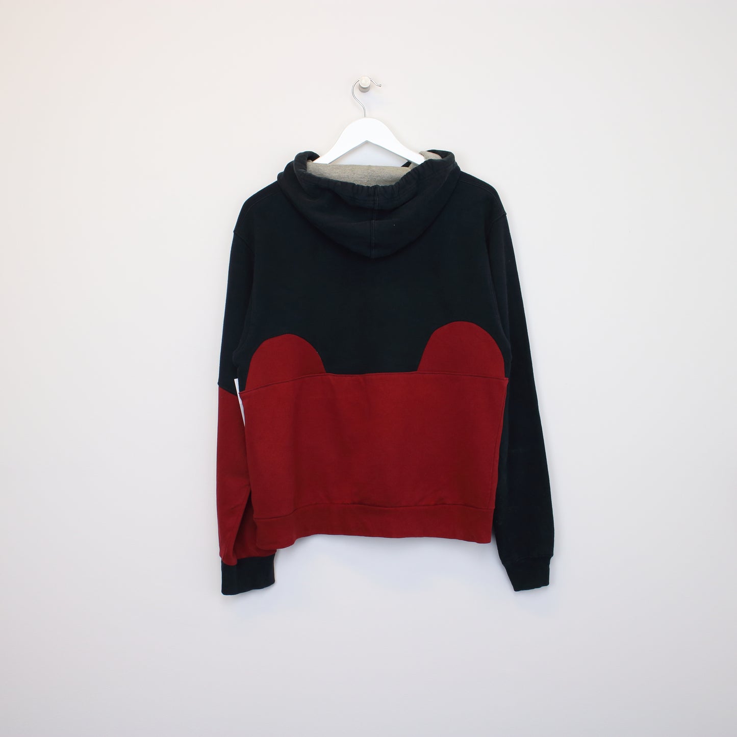 Vintage Champion reworked hoodie in navy and burgundy. Best fits S