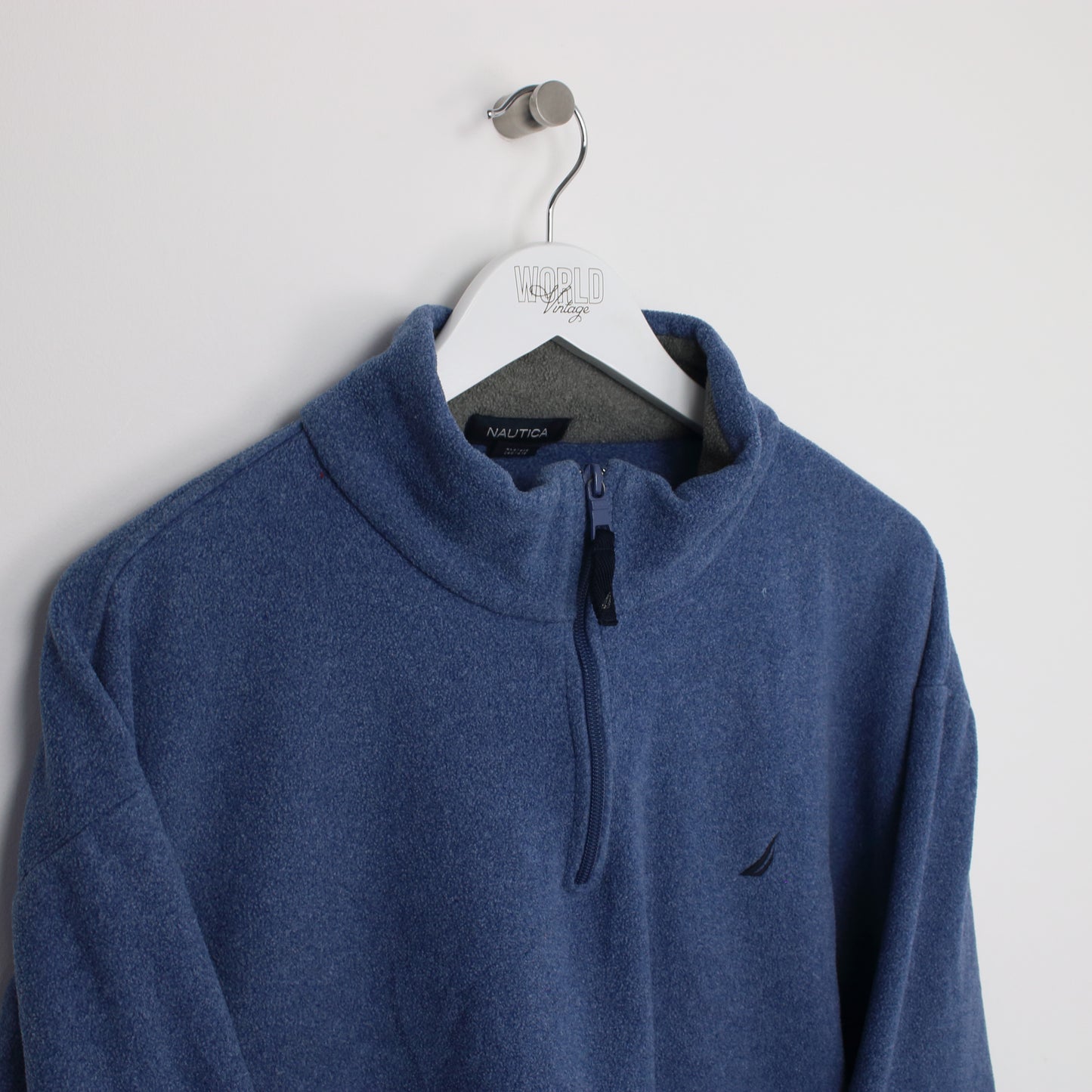 Vintage Nautica fleece in blue. Best fits XXL